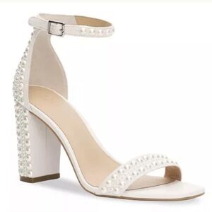 INC Lexini Ivory Pearl Heels Bridal Platform Block Sandals Size 7.5